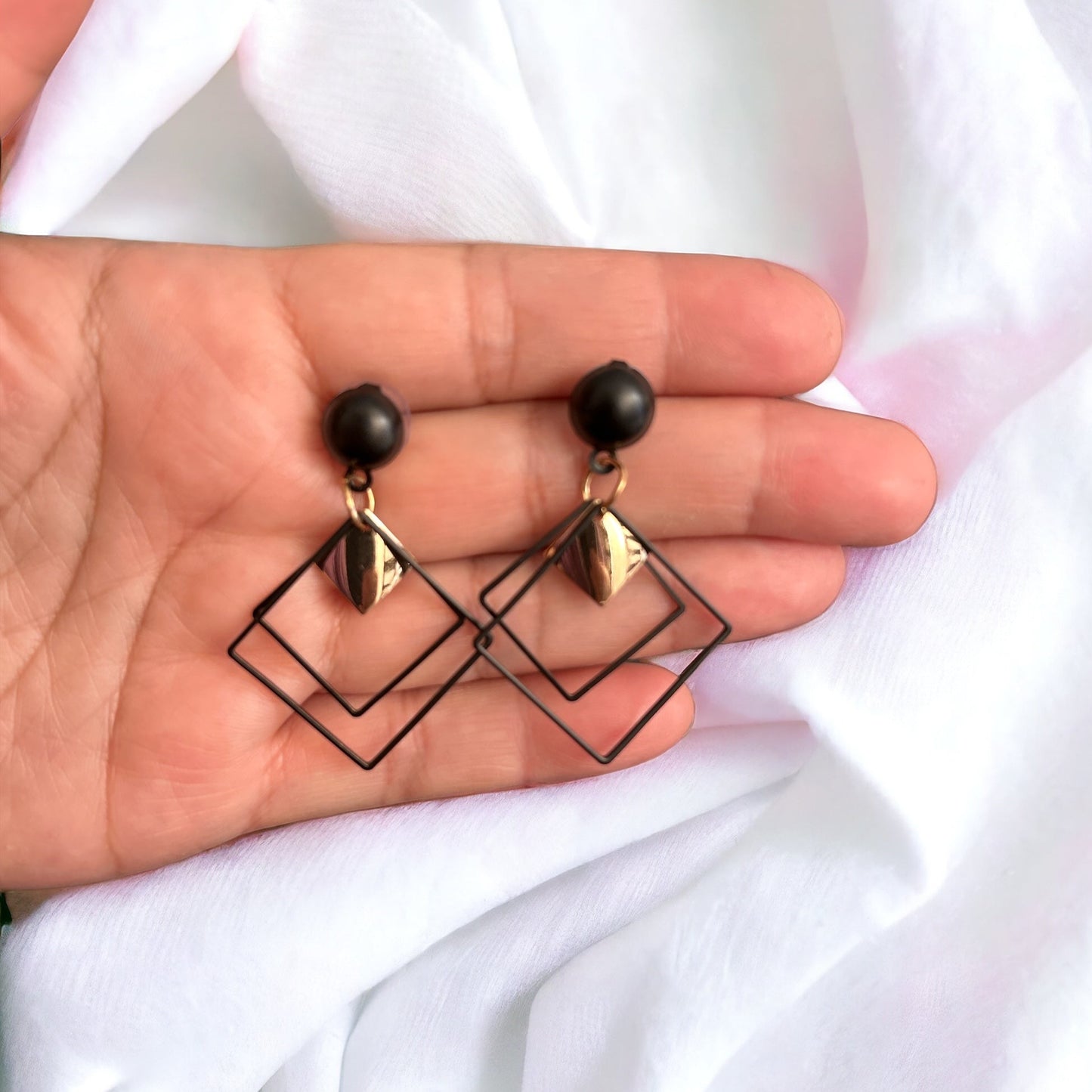 AROS GEOMETRICOS NEGROS